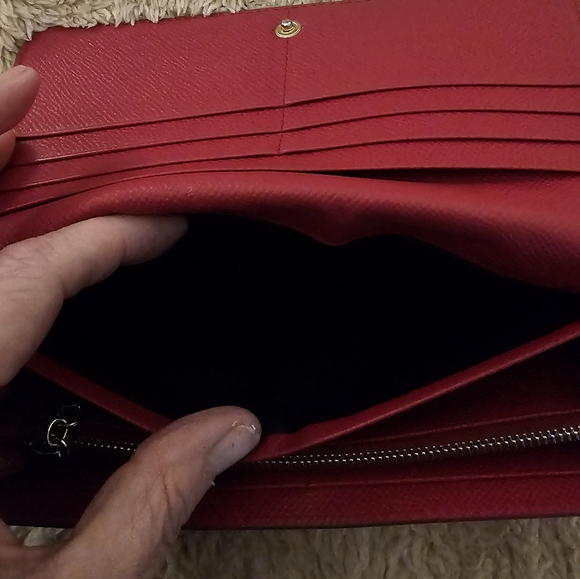 TOD’S Long Flap Continental wallet in Deep Pink. Made in Italy. - Picture 8 of 14